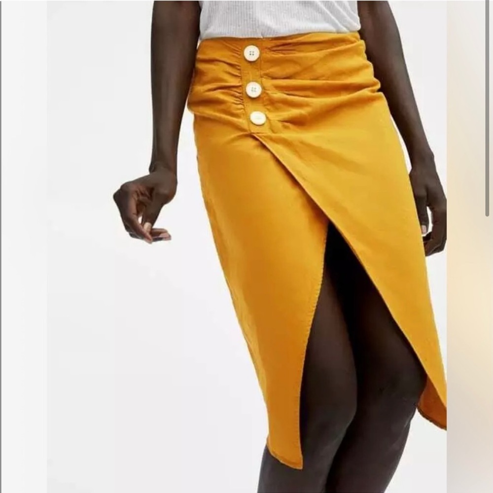 ZARA Basic Mustard Linen Skirt M